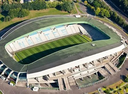 Cosy Loft Au Coeur De Centre Ναντ