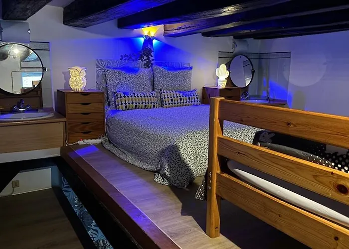 Apartman Cosy Loft Au Coeur De Centre Nantes