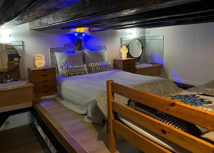 Apartman Cosy Loft Au Coeur De Centre Nantes